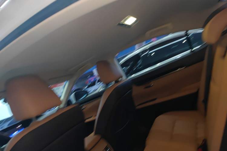 Used Lexus ES 2015 300h Comfort Edition Headliner