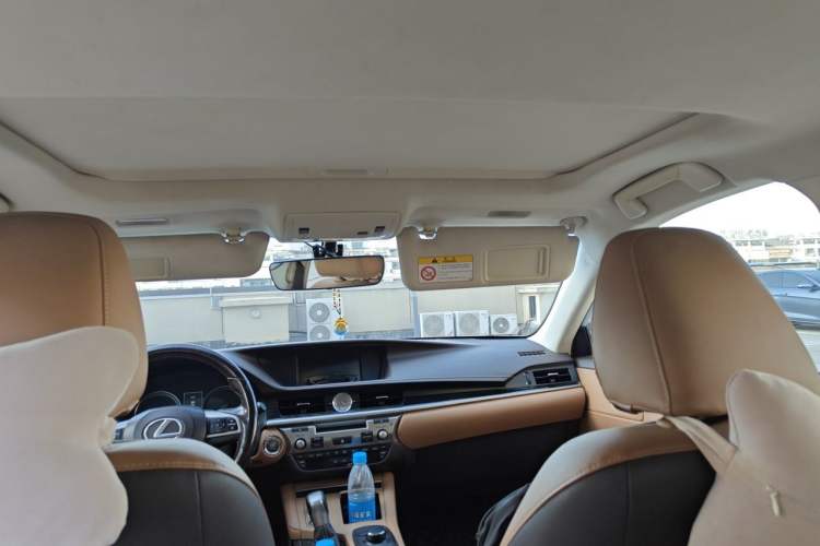 Used Lexus ES 2015 200 Elite Edition Headliner