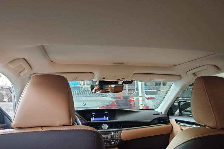 Used Lexus ES 2015 200 Comfort Edition Headliner