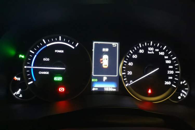 Used Lexus ES 2015 300h Comfort Edition Instrument Cluster
