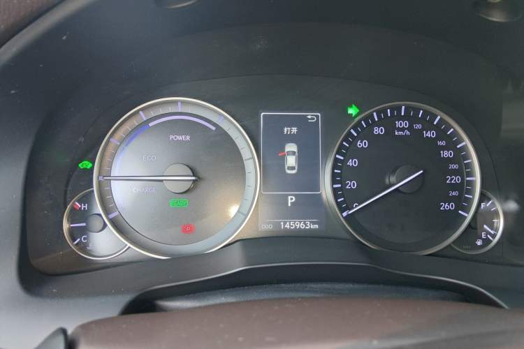 Used Lexus ES 2015 300h Comfort Edition Instrument Cluster