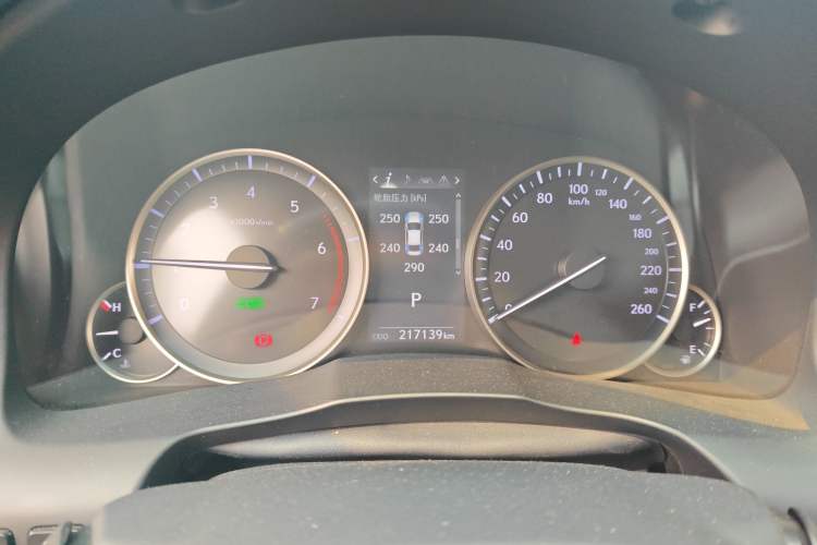 Used Lexus ES 2015 300h Comfort Edition Instrument Cluster