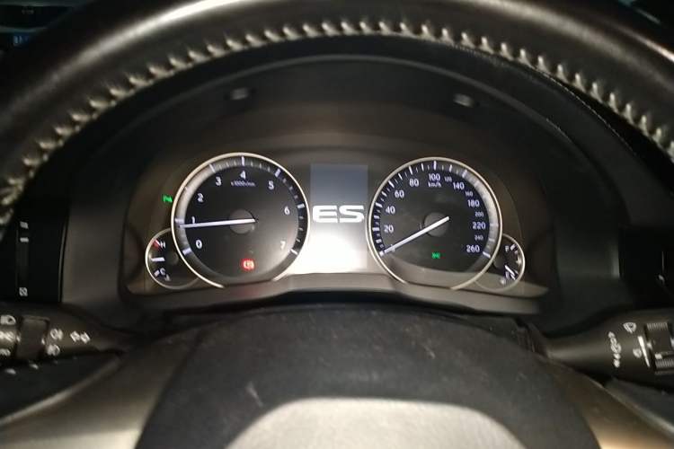 Used Lexus ES 2015 200 Elite Edition Instrument Cluster