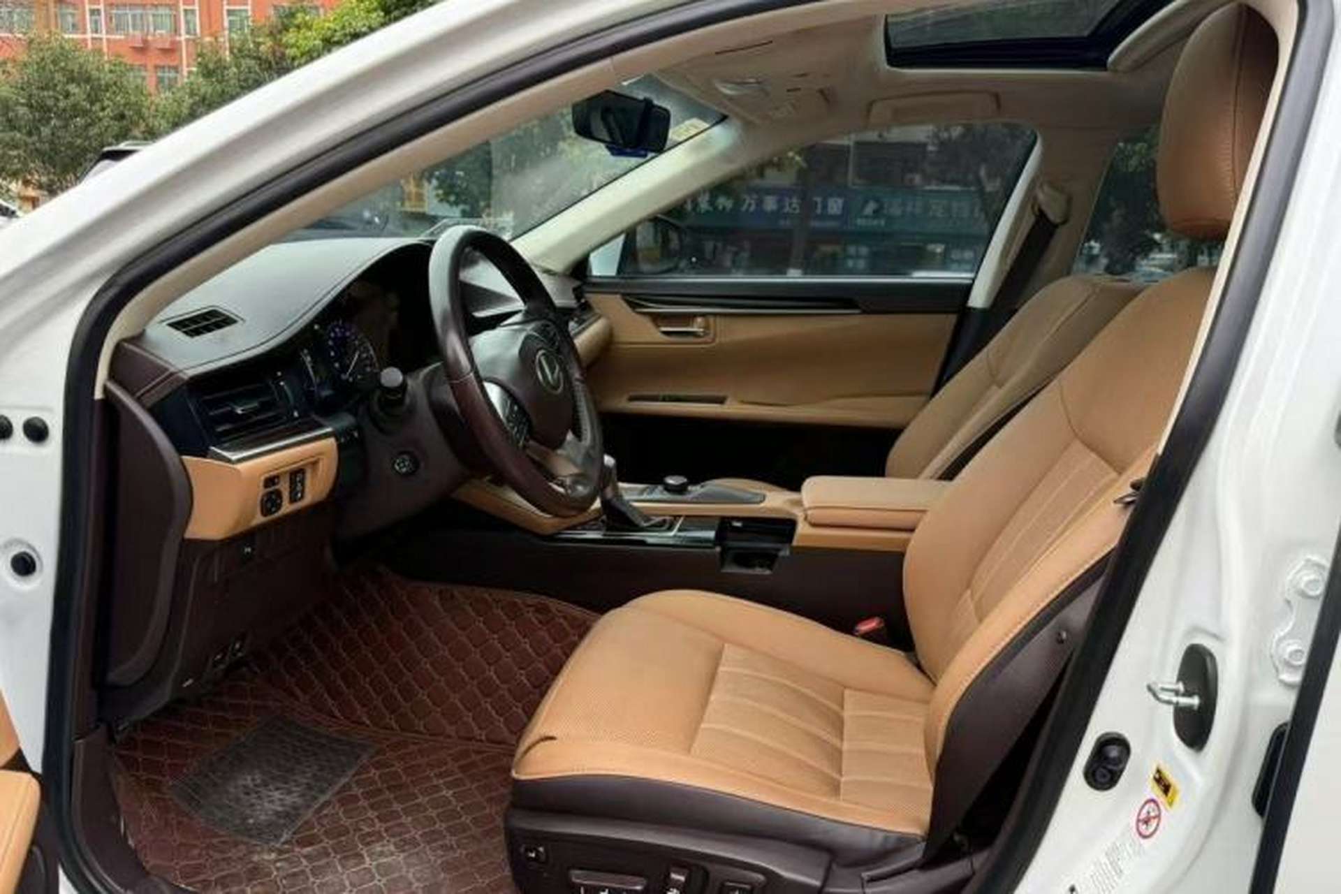 Used Lexus ES 2015 200 Elite Edition Interior 1