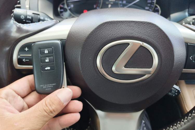 Used Lexus ES 2015 200 Elite Edition Interior 1