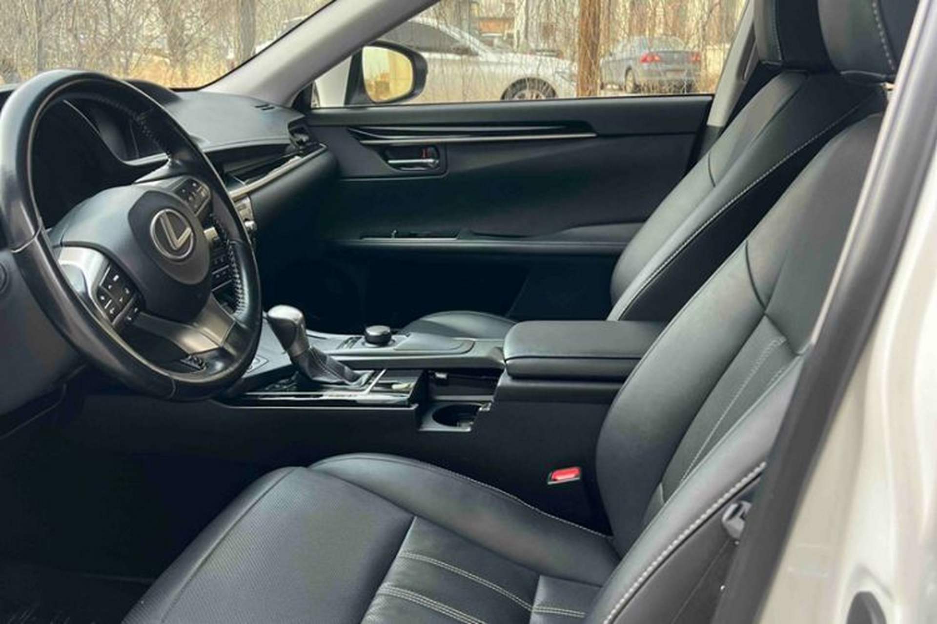 Used Lexus ES 2015 200 Elite Edition Interior 2