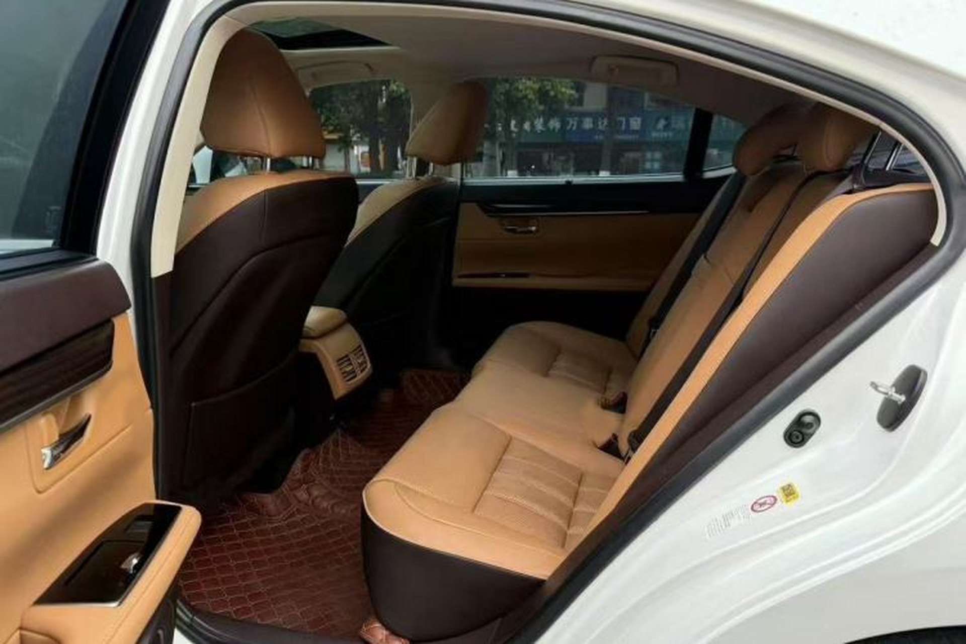 Used Lexus ES 2015 200 Elite Edition Interior 3
