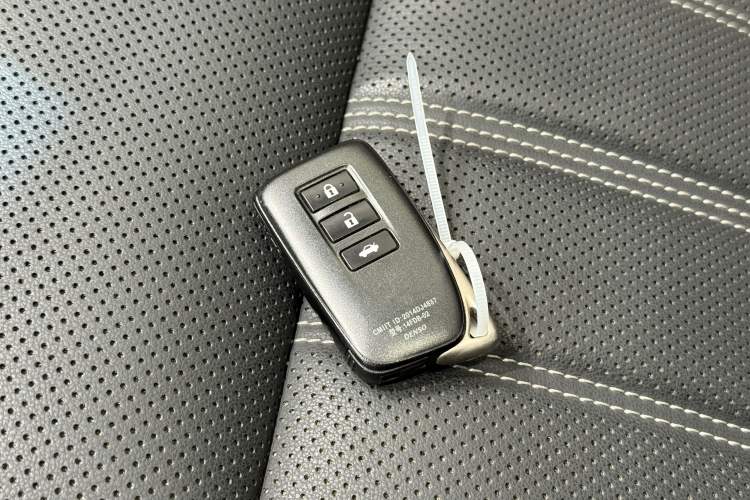 Used Lexus ES 2015 200 Elite Edition Interior 5