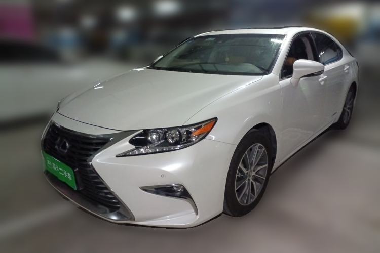 Ojetý Lexus ES 2015 300h Comfort Edition Guazi used car, China used car export, Used car for sale, Used cars, Cheapest cars for sale