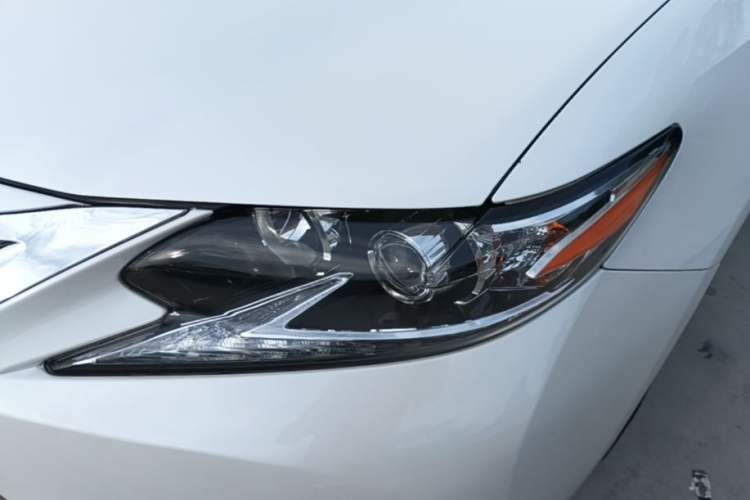 Used Lexus ES 2015 200 Elite Edition Left Front Headlight
