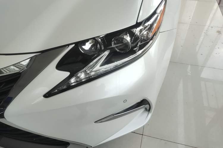 Used Lexus ES 2015 200 Elite Edition Left Front Headlight