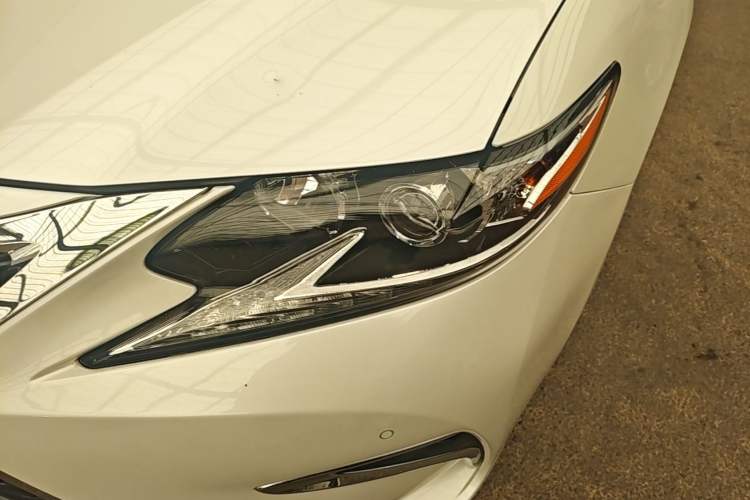 Used Lexus ES 2015 200 Elite Edition Left Front Headlight