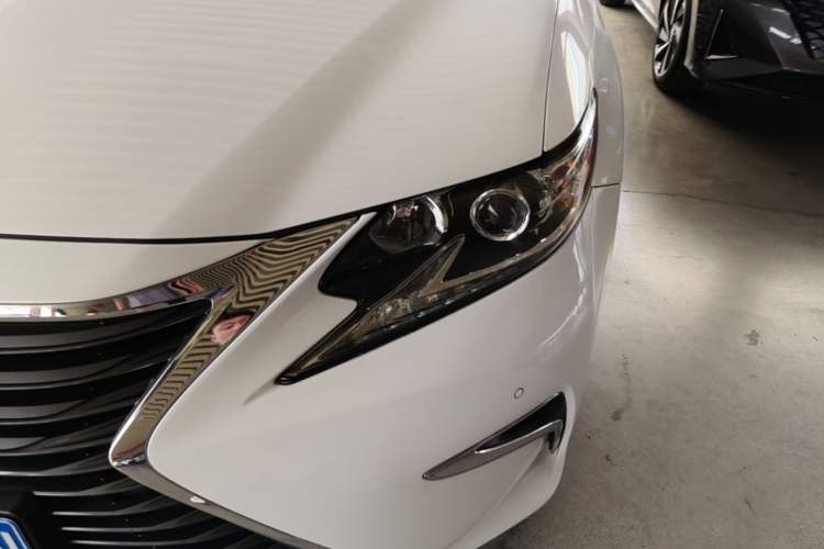 Used Lexus ES 2015 200 Elite Edition Left Front Headlight