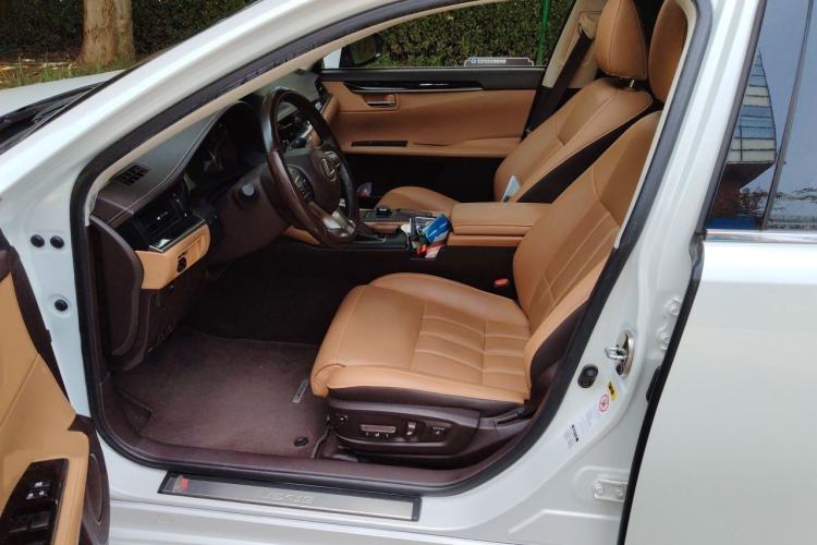 Used Lexus ES 2015 200 Elite Edition Left Front Seat
