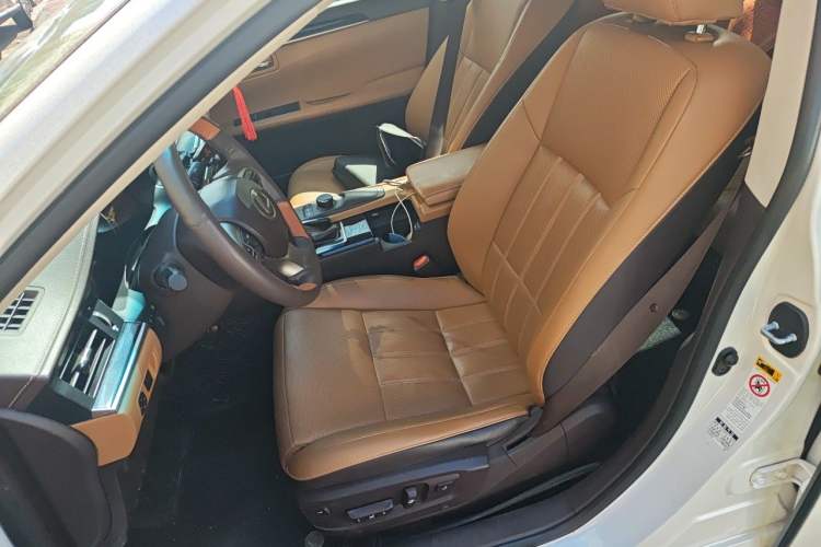 Used Lexus ES 2015 200 Elite Edition Left Front Seat