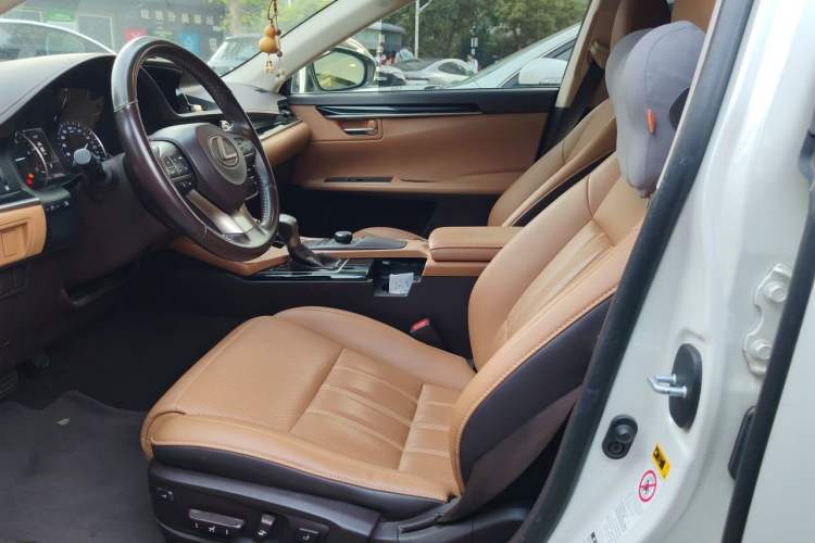 Used Lexus ES 2015 200 Elite Edition Left Front Seat