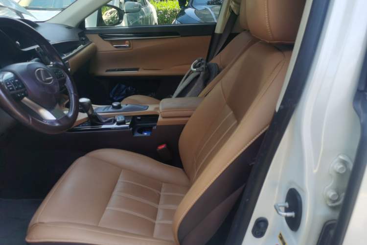 Used Lexus ES 2015 200 Elite Edition Left Front Seat