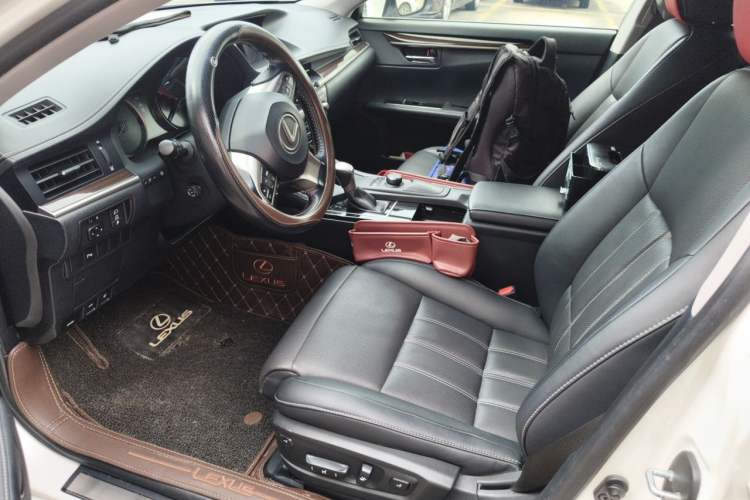 Used Lexus ES 2015 250 Elegant Edition Left Front Seat