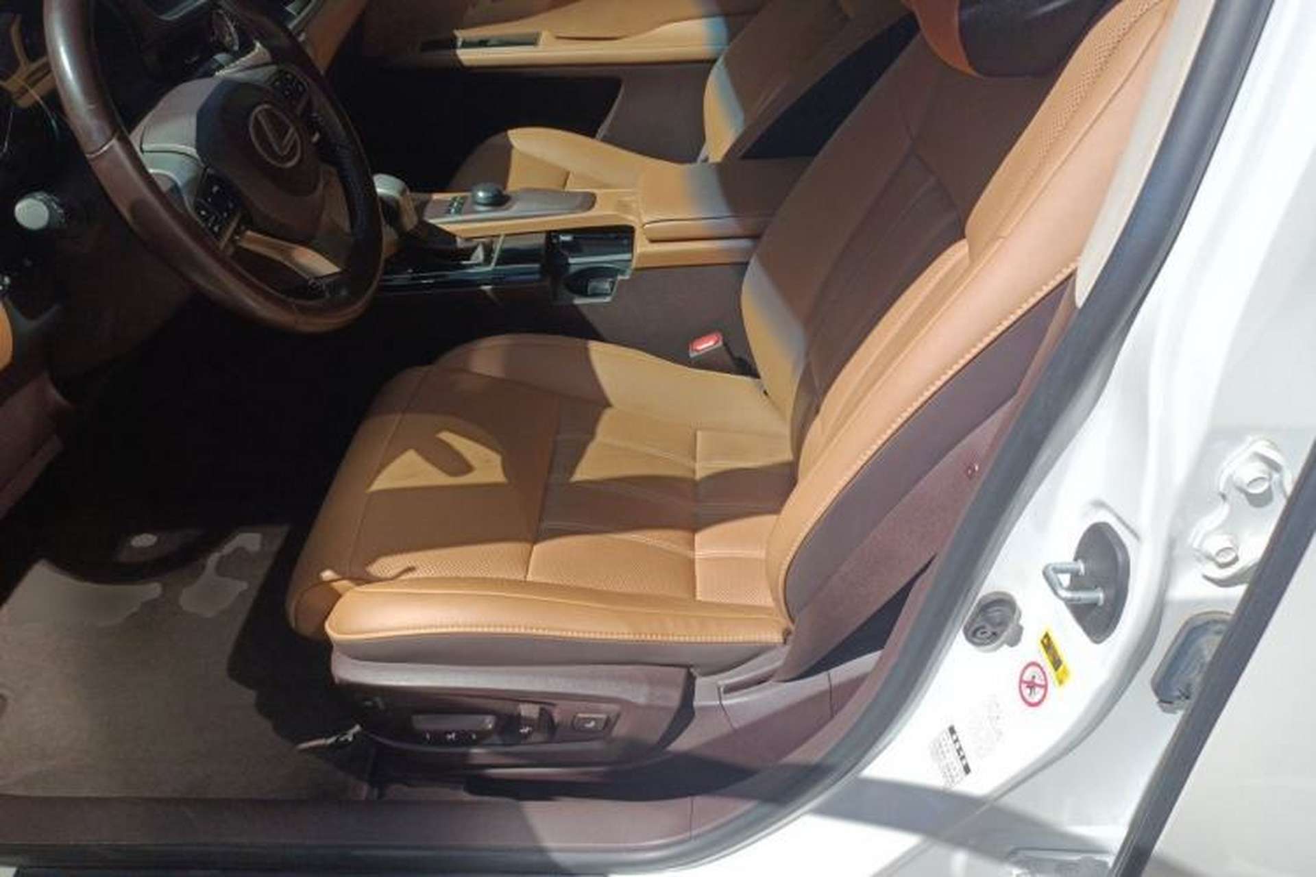 Used Lexus ES 2015 200 Elite Edition Left Front Seat