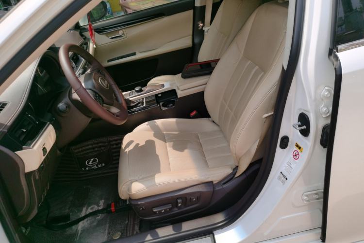 Used Lexus ES 2015 200 Elite Edition Left Front Seat