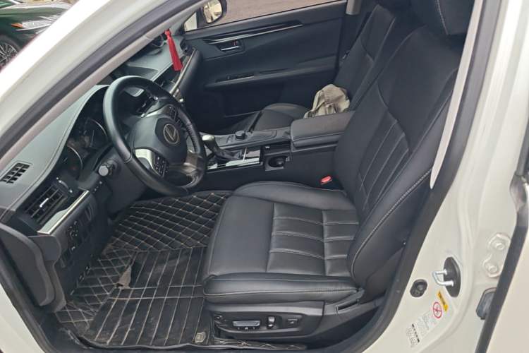 Used Lexus ES 2015 200 Elite Edition Left Front Seat