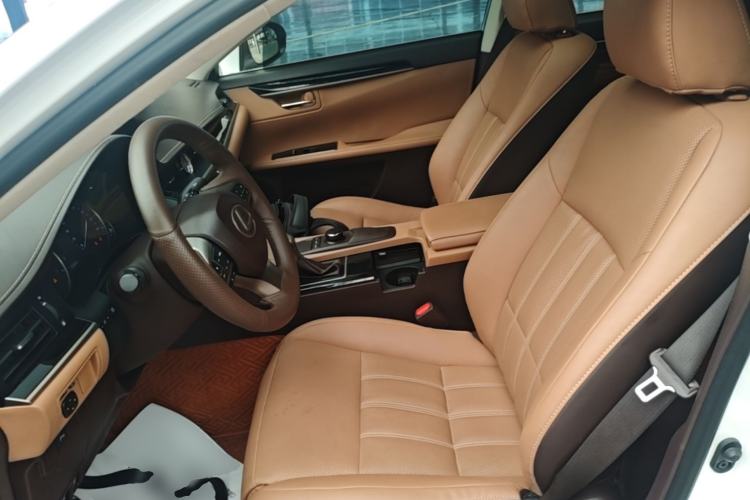 Used Lexus ES 2015 200 Elite Edition Left Front Seat