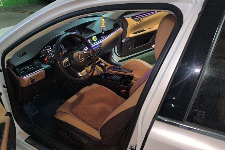 Used Lexus ES 2015 200 Elite Edition Left Front Seat