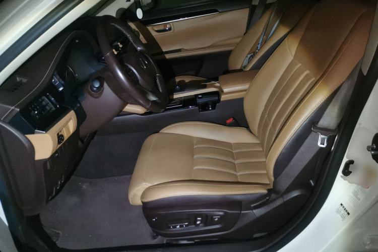 Used Lexus ES 2015 200 Elite Edition Left Front Seat