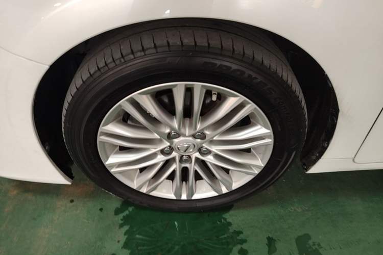 Used Lexus ES 2015 200 Elite Edition Left Front Wheel Hub
