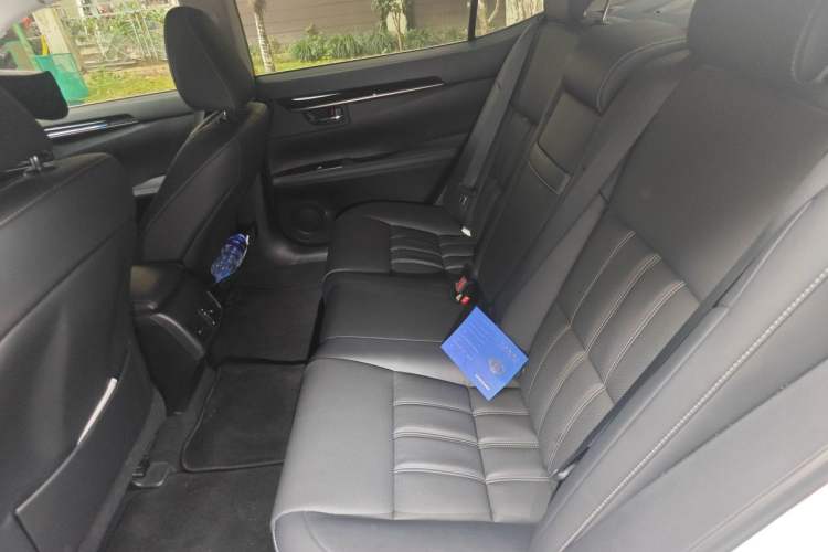 Used Lexus ES 2015 200 Elite Edition Left Rear Seat