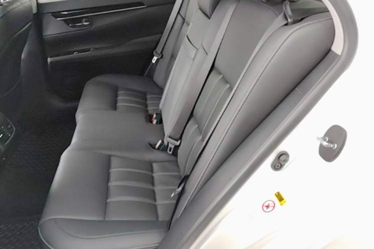 Used Lexus ES 2015 200 Elite Edition Left Rear Seat