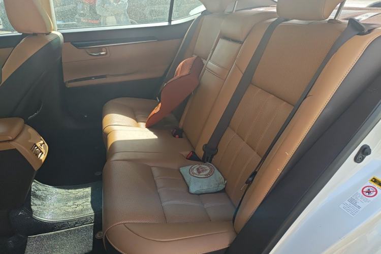 Used Lexus ES 2015 200 Elite Edition Left Rear Seat