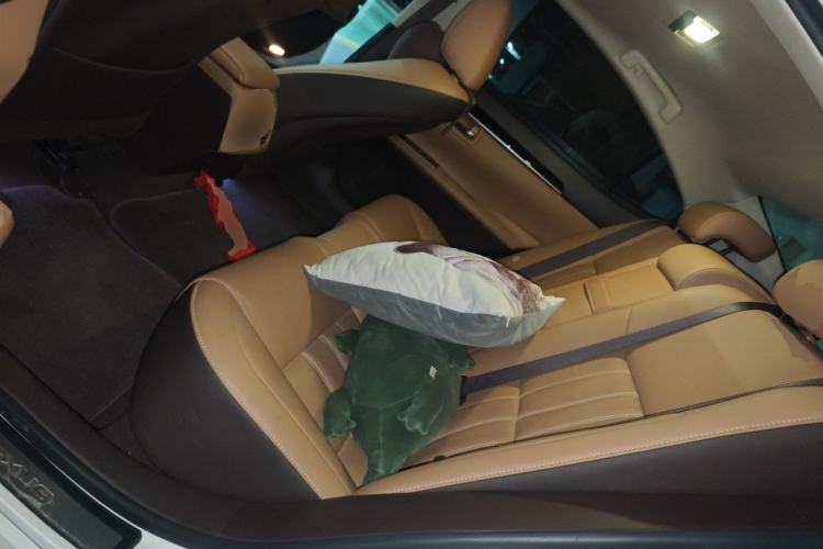 Used Lexus ES 2015 200 Elite Edition Left Rear Seat