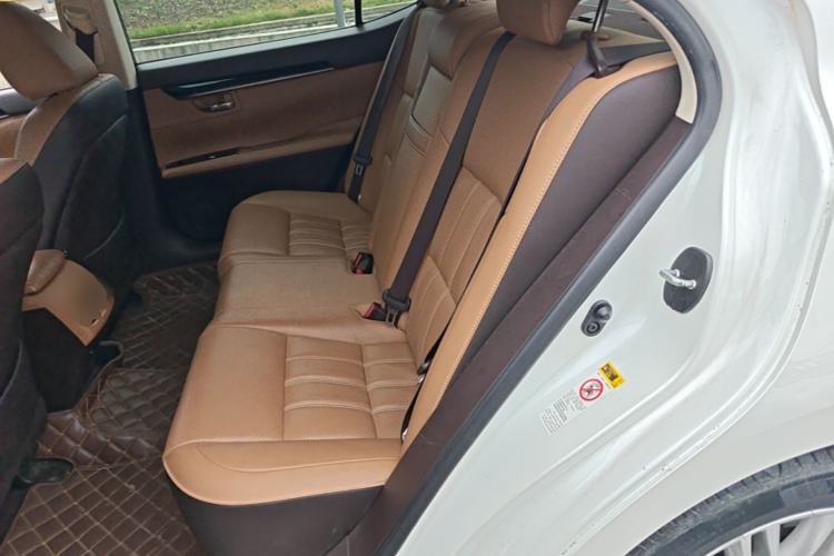 Used Lexus ES 2015 200 Elite Edition Left Rear Seat