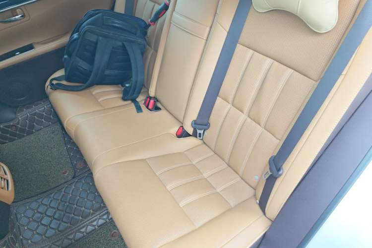 Used Lexus ES 2015 200 Elite Edition Left Rear Seat