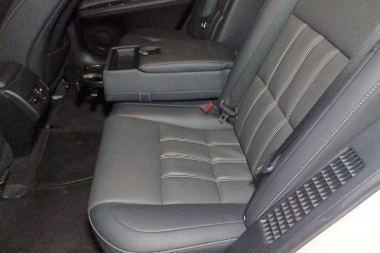 Used Lexus ES 2015 300h Comfort Edition Left Rear Seat