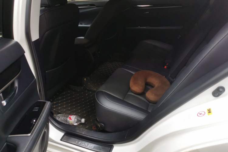 Used Lexus ES 2015 200 Elite Edition Left Rear Seat