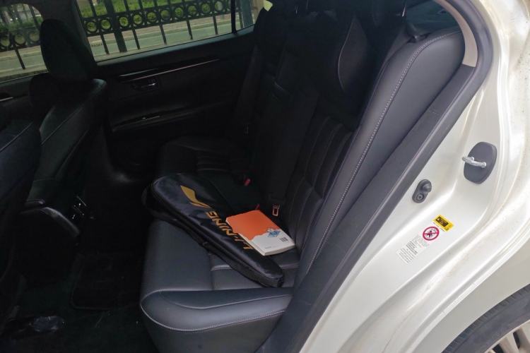 Used Lexus ES 2015 200 Elite Edition Left Rear Seat