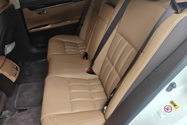 Used Lexus ES 2015 200 Elite Edition Left Rear Seat
