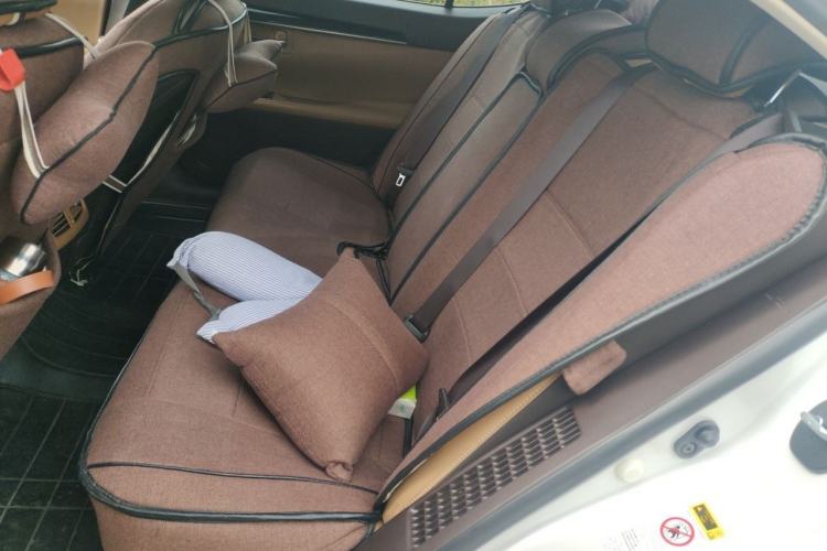 Used Lexus ES 2015 300h Comfort Edition Left Rear Seat