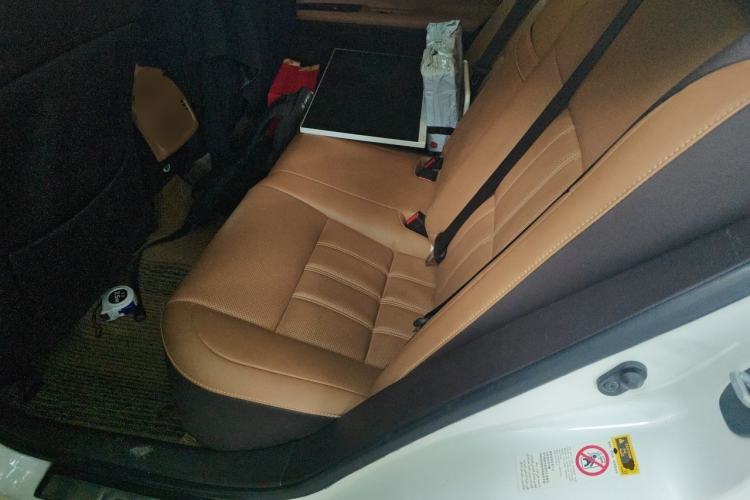 Used Lexus ES 2015 250 Elegant Edition Left Rear Seat