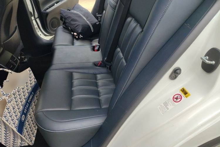 Used Lexus ES 2015 200 Elite Edition Left Rear Seat