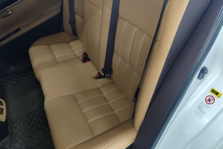 Used Lexus ES 2015 200 Elite Edition Left Rear Seat