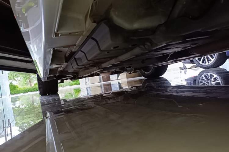 Used Lexus ES 2015 200 Elite Edition Left Side Sill