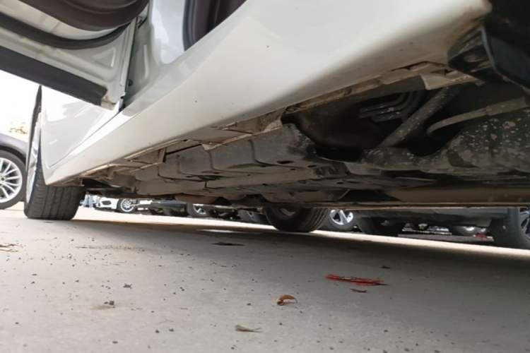 Used Lexus ES 2015 200 Elite Edition Left Side Sill