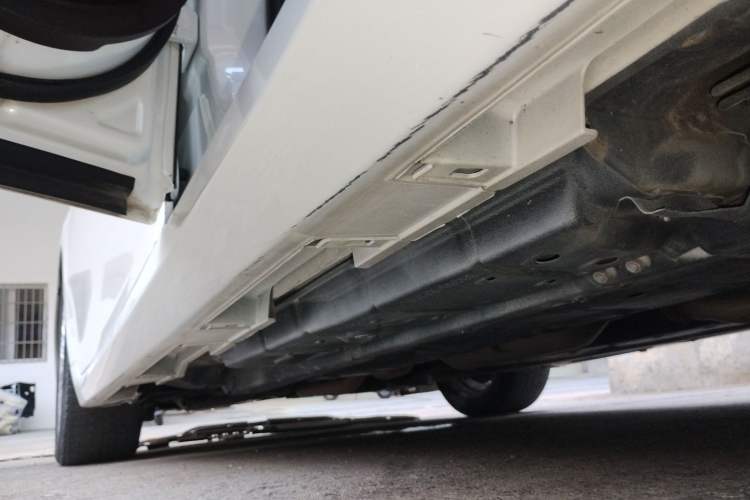 Used Lexus ES 2015 200 Elite Edition Left Side Sill