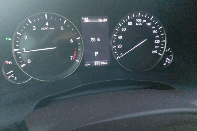 Used Lexus ES 2015 200 Elite Edition Odometer Close Up