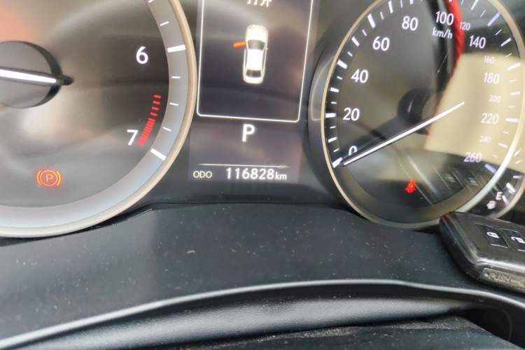 Used Lexus ES 2015 200 Comfort Edition Odometer Close Up
