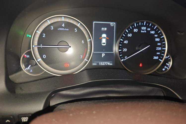Used Lexus ES 2015 200 Elite Edition Odometer Close Up