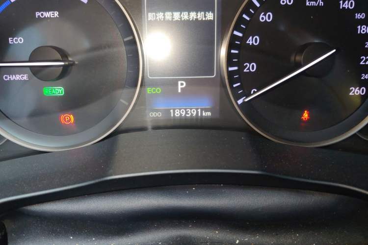Used Lexus ES 2015 300h Comfort Edition Odometer Close Up